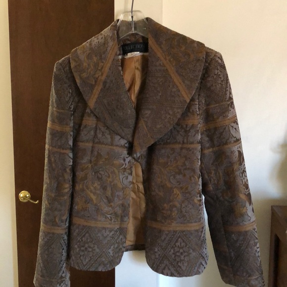 Jacket - Picture 1 of 5